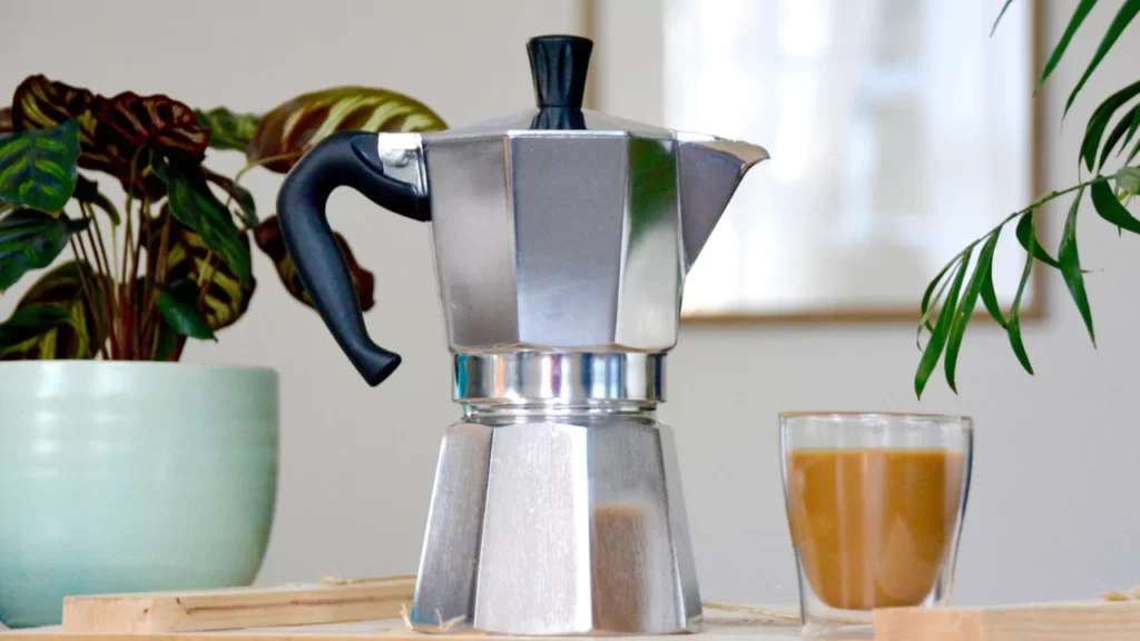 Imagen de portada a página cafeteras italianas de 12 tazas